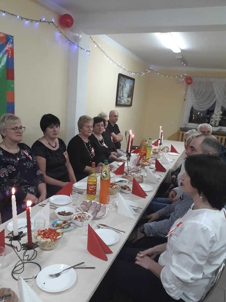Wieczornica z okazji Dnia Niepodległości (3).jpg