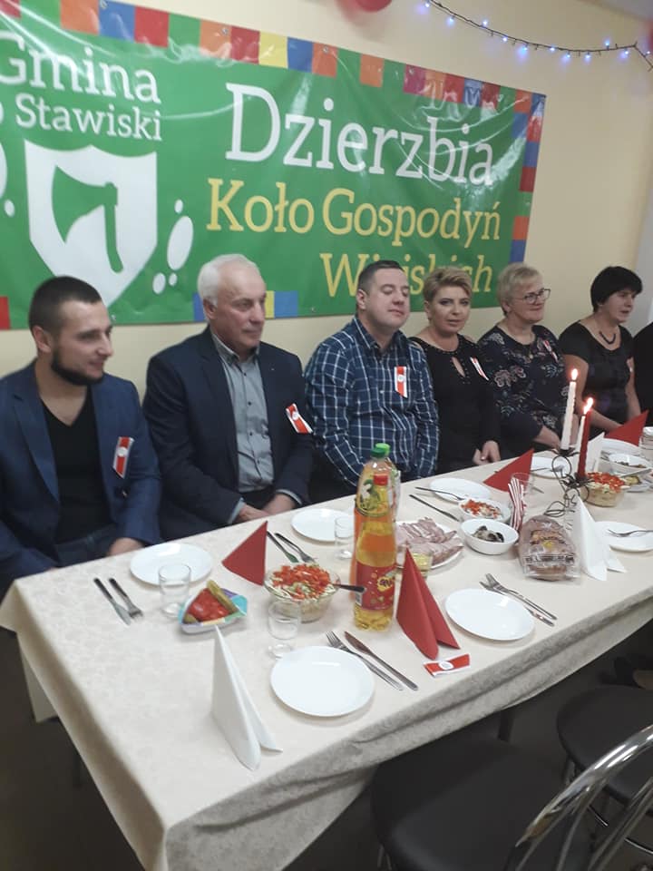 Wieczornica z okazji Dnia Niepodległości (9).jpg