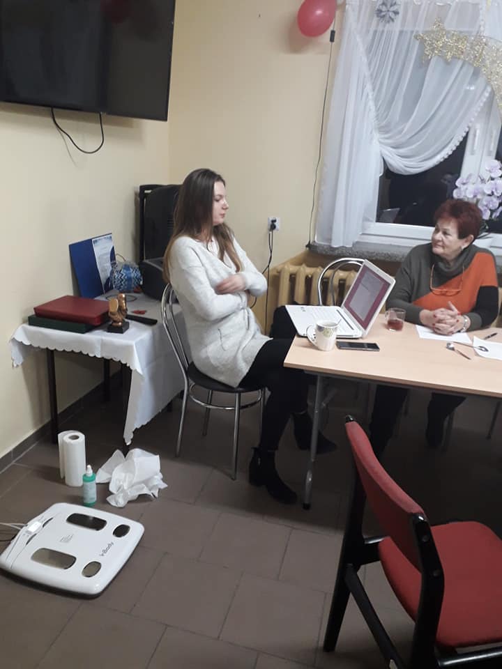 Zajęcia z dietetykiem w ramach projektu Aktywni Razem (4).jpg